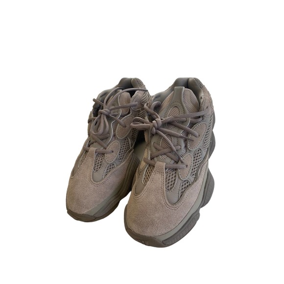 VNDS Yeezy 500 ash gray size